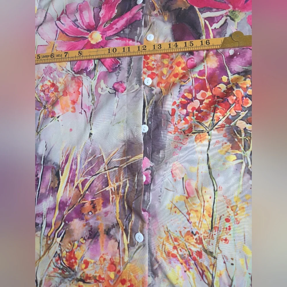 5/25$ Women's Floral Blouse - Picture 8 of 15